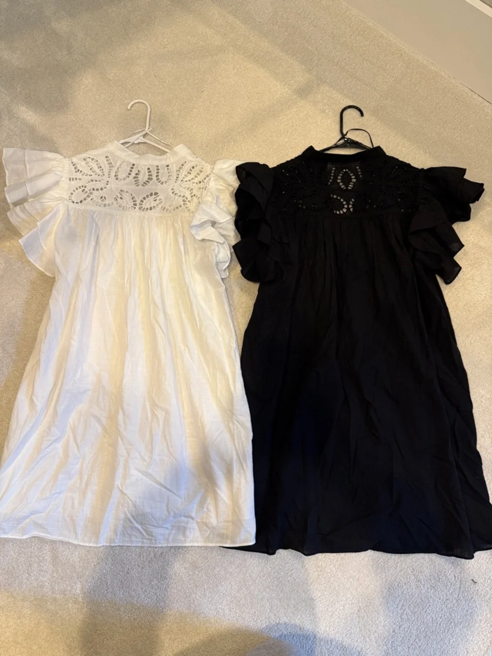H&M Bundle of Black & White Eyelet Ruffle Sleeve Mini Dresses - Picture 15 of 16